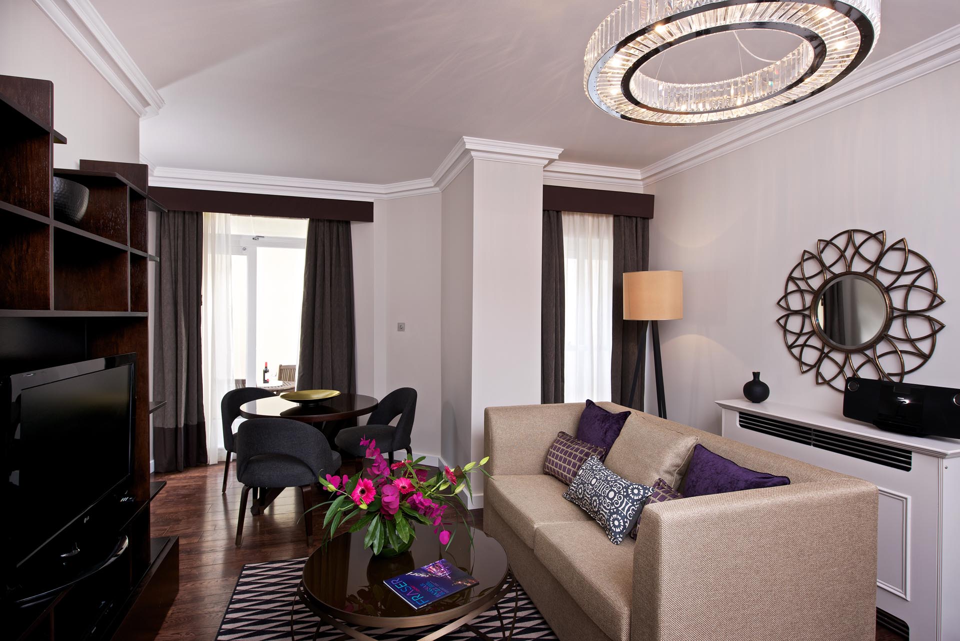 One Bedroom Executive Apartment at Fraser Suites Kensington