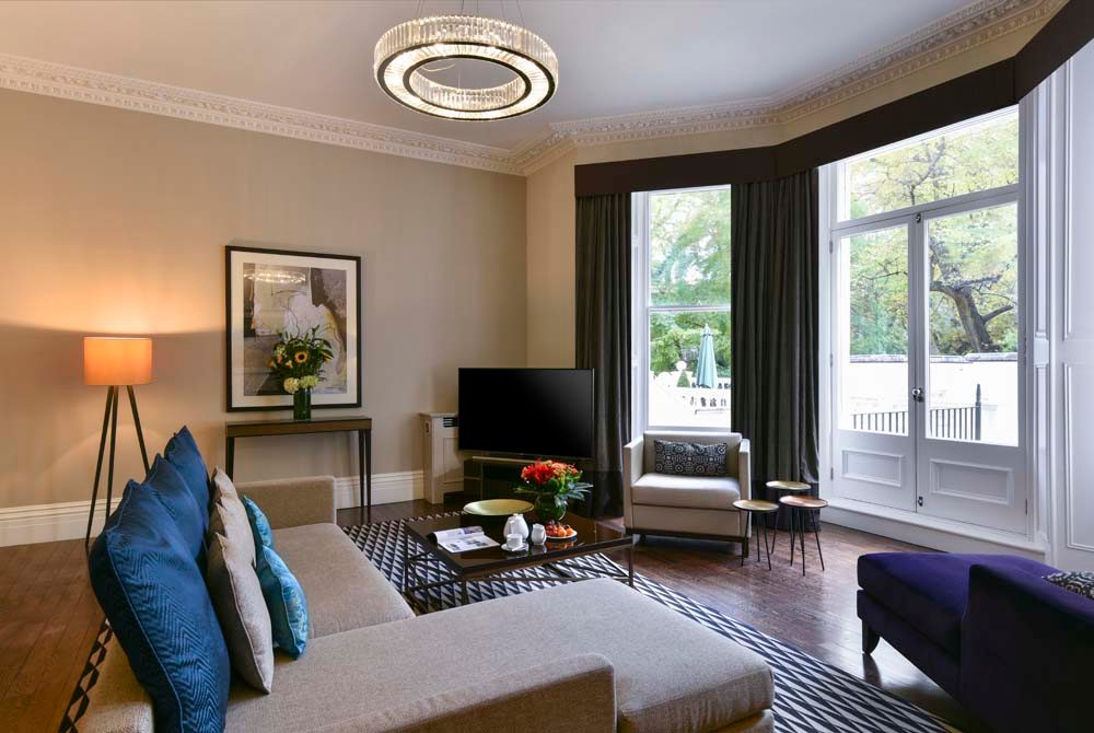 Three Bedroom Deluxe serviced apartment at Fraser Suites Kensington